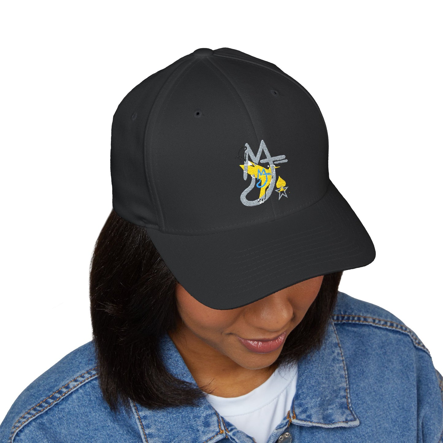 Logo's Embroidered Cap with Star Design, Fashionable Hat for Outdoor Activities, Gift for Friends, Stylish Accessory