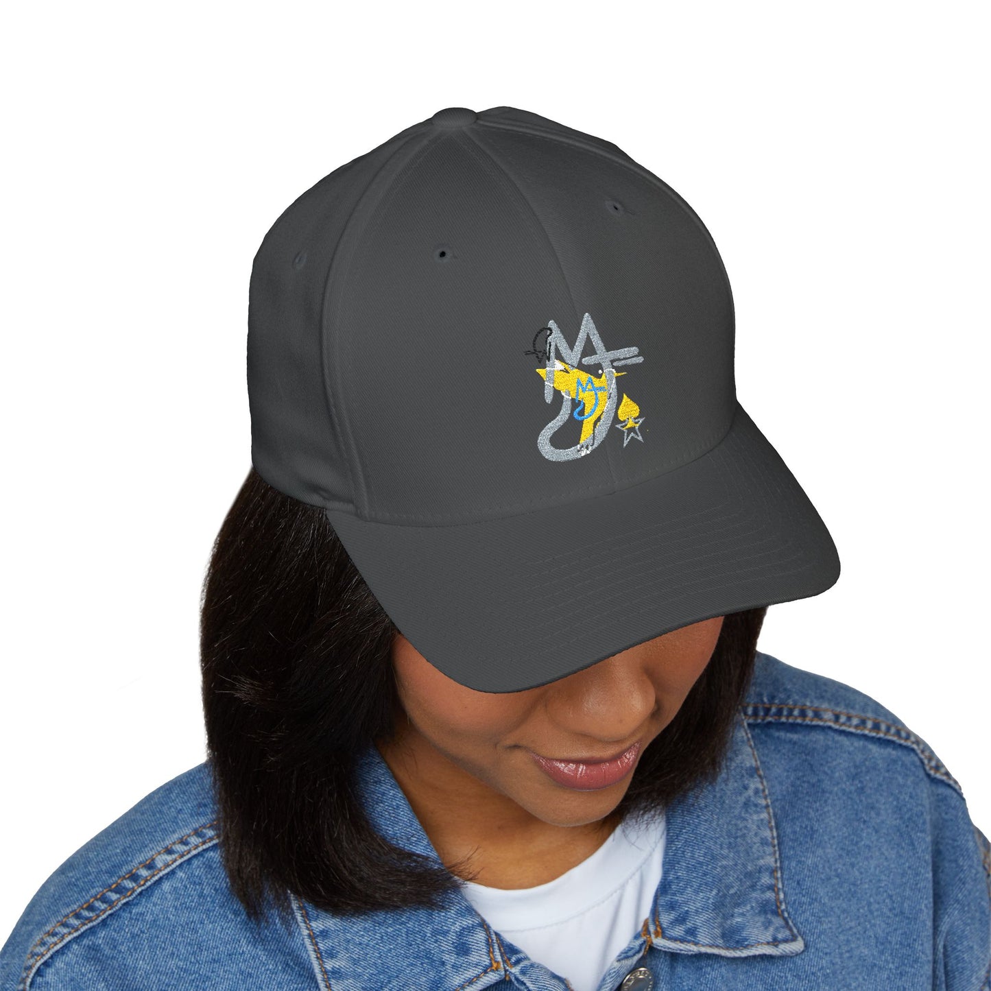 Logo's Embroidered Cap with Star Design, Fashionable Hat for Outdoor Activities, Gift for Friends, Stylish Accessory