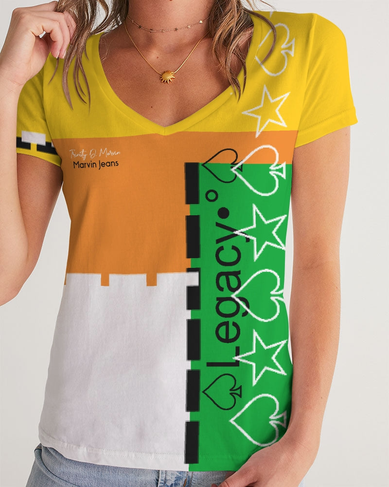 Crazy mix Women's V-Neck Tee