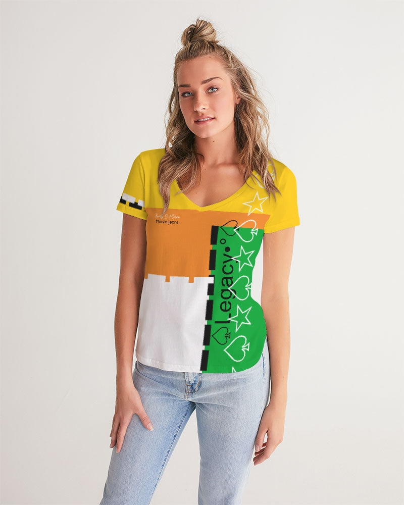 Crazy mix Women's V-Neck Tee