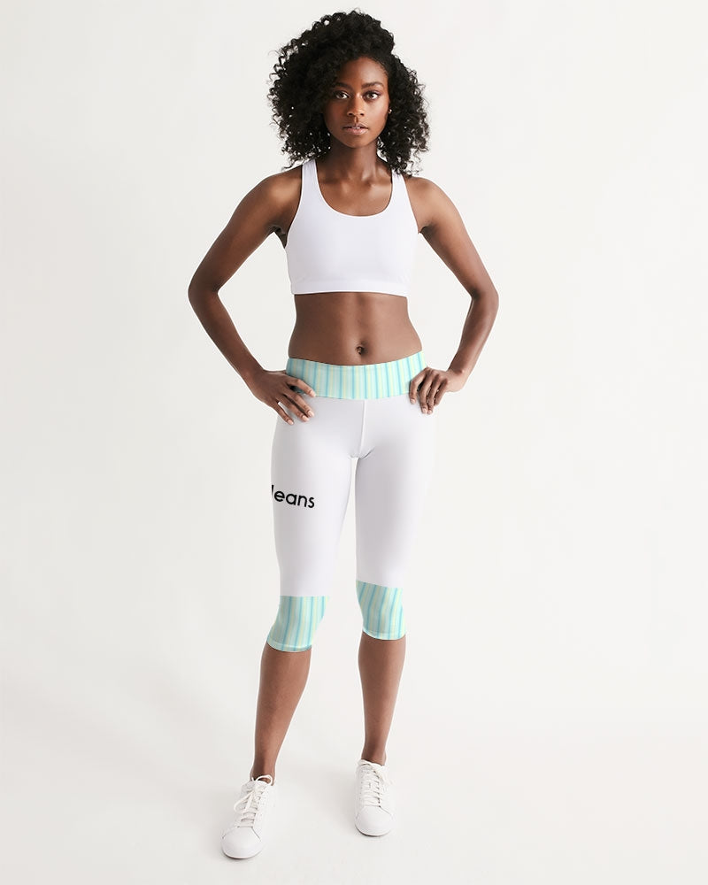 Pin stripes BY MARVIN JEANS Women's Mid-Rise Capri