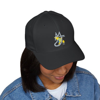 Logo's Embroidered Cap with Star Design, Fashionable Hat for Outdoor Activities, Gift for Friends, Stylish Accessory
