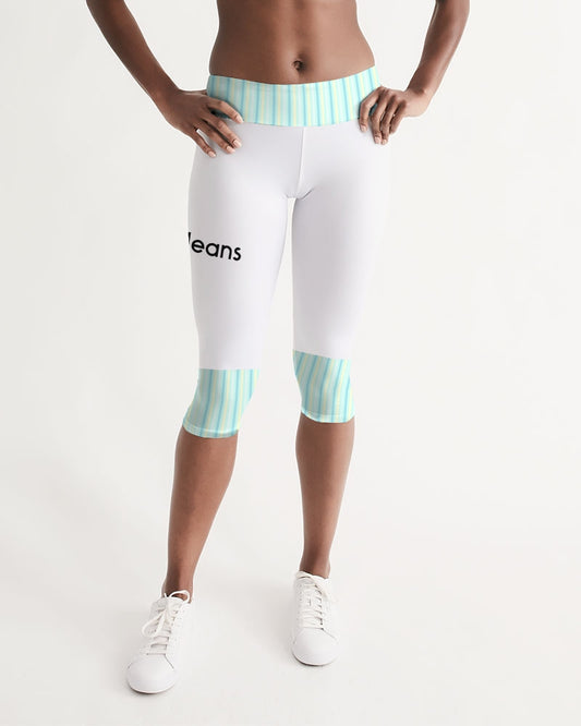 Pin stripes BY MARVIN JEANS Women's Mid-Rise Capri