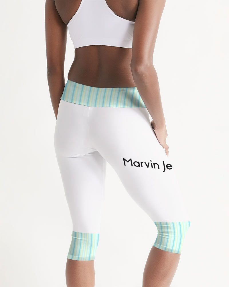 Pin stripes BY MARVIN JEANS Women's Mid-Rise Capri